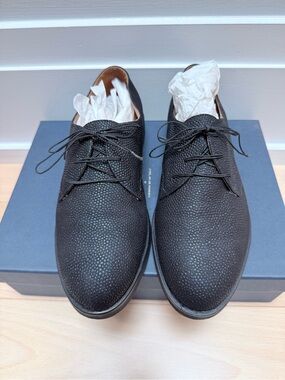 Women’s Zespà  Black Textured Lace-Up Dress Shoes. Made in France.
